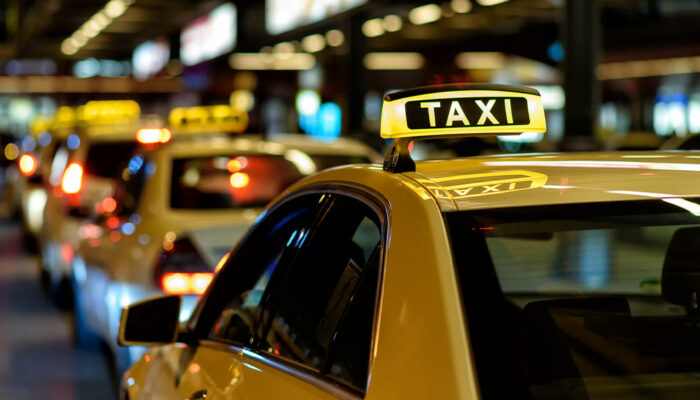 6 mistakes to avoid while booking a taxi